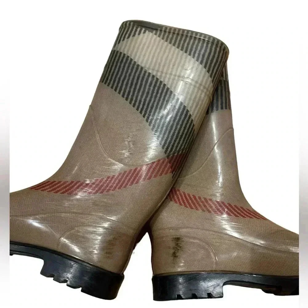 Burberry rainboats size 38 - Picture 11 of 15
